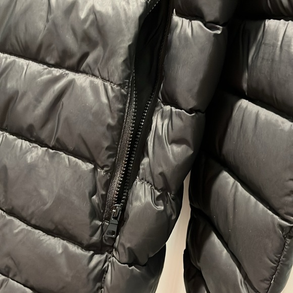 NWOT-GH Bass and Compqny, large black men’s lightweight puffer jacket - Picture 5 of 5